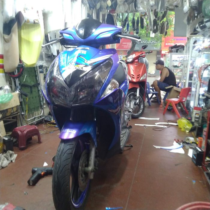 Hình ảnh thực tế các mẫu decal đẹp tại Cường Shop