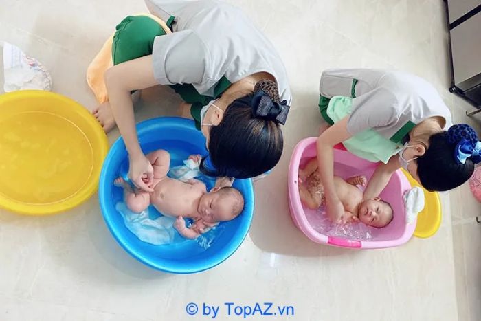 Dịch vụ tắm bé tại nhà ở Hà Nội - Spa Green Field