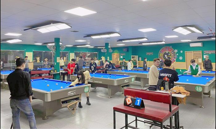 Góc chơi bida chuyên nghiệp tại New Circles Billiard Club