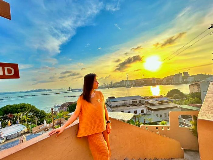 ĐỒI MẶT TRỜI - Khung hình hoàng hôn tựa thiên đường