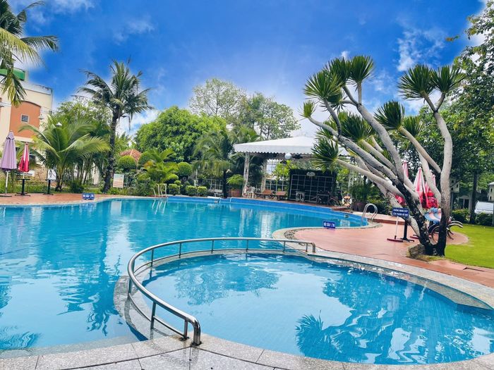 Hình ảnh ấn tượng về không gian hồ bơi Ngọc Phát Riverside