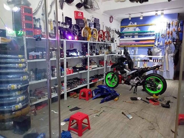Không gian làm việc chuyên nghiệp tại Hùng Yến Motor