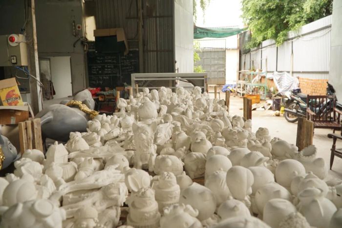 Không gian sản xuất tại Xưởng thạch cao Viết Linh - Ảnh 1