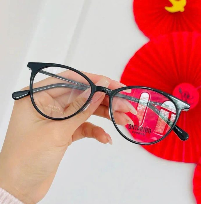 Bộ sưu tập gọng kính thời thượng tại Kính Mắt Phương Dung