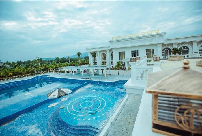 Bể Bơi Royal Plaza Center Tuyên Quang ảnh 1