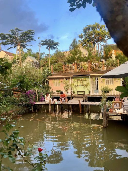 HomeTa Homestay - Góc sống ảo đầy mộng mơ