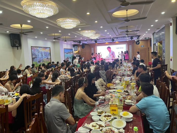 Nhà Hàng Hải Sản Làng Chài ảnh 1