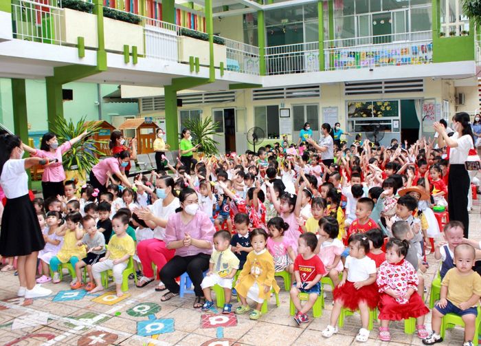 Hoạt động vui chơi sáng tạo tại Trường Mầm non Phường 15A