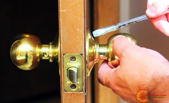 Hình ảnh thực tế dịch vụ Thợ khóa Đức Quang