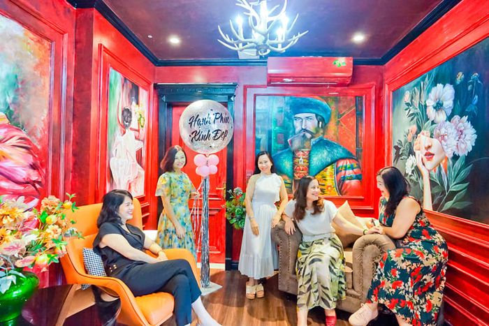 Le House - Coffee & Spa: Không gian sang trọng đậm chất châu Âu