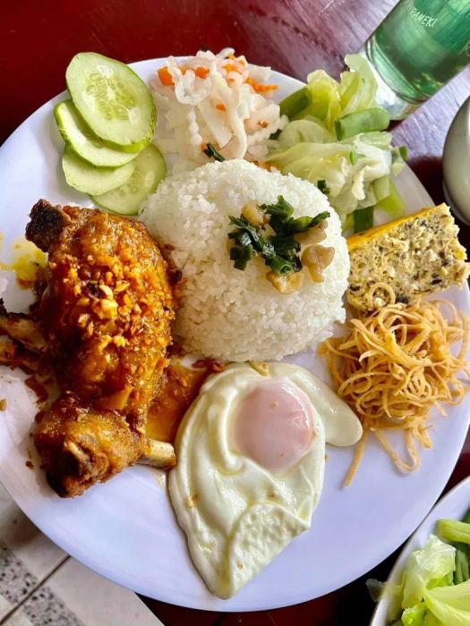 Cơm Tấm Sài Gòn - Ảnh 2