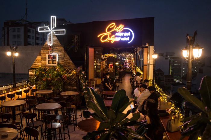 Vi Vu Rooftop - Trải Nghiệm Nhạc Sống Và Cuộc Vui Quên Lối Về