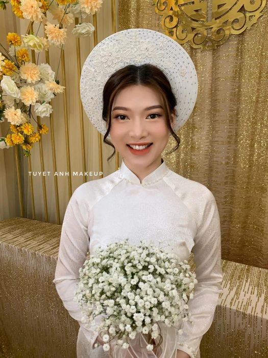 Khoảnh khắc lộng lẫy của cô dâu tại Tuyết Anh Makeup & Bridal