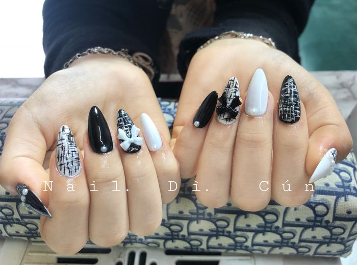 Tiệm Nail Dì Cún - Không Gian Sáng Tạo Đầy Cảm Hứng