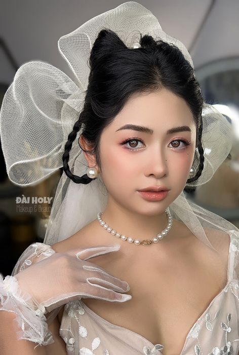 Khoảnh khắc rạng ngời của cô dâu tại Đài Holy Makeup