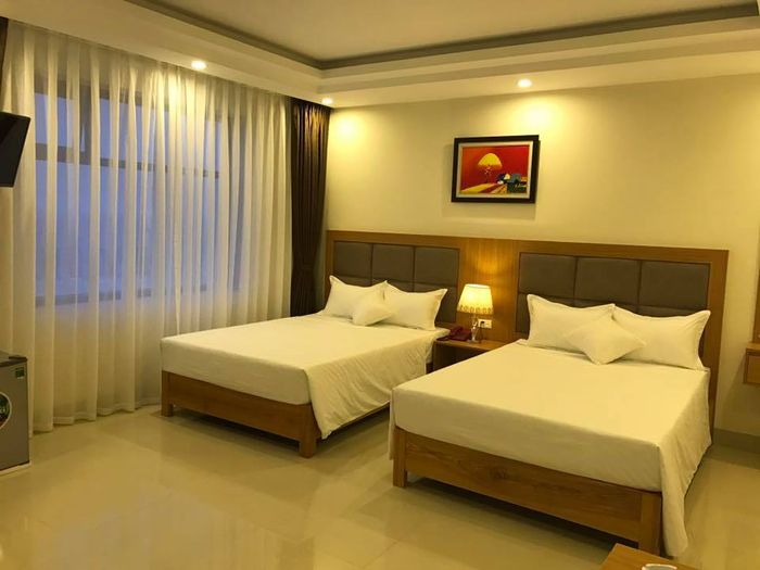 Ảnh 2: Không gian nghỉ dưỡng đầy tinh tế tại Royal Hotel