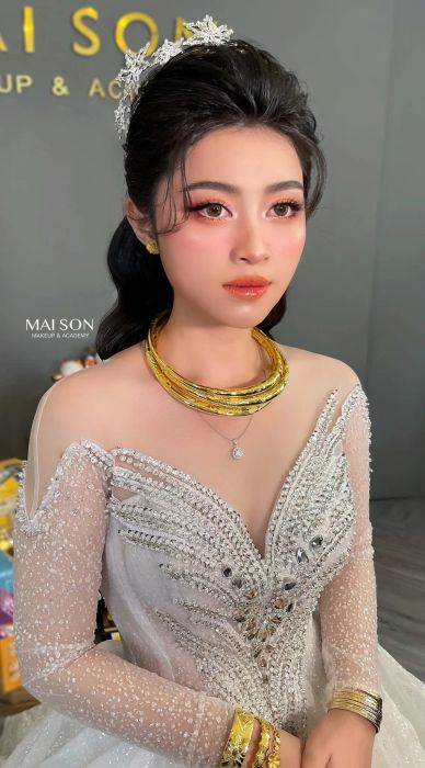 Vẻ đẹp hoàn hảo được tạo nên bởi Mai Sơn Makeup & Academy