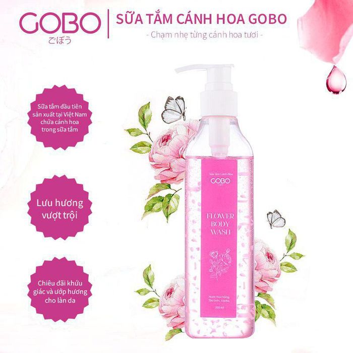 Hình ảnh sữa tắm cánh hoa hồng GOBO sang trọng