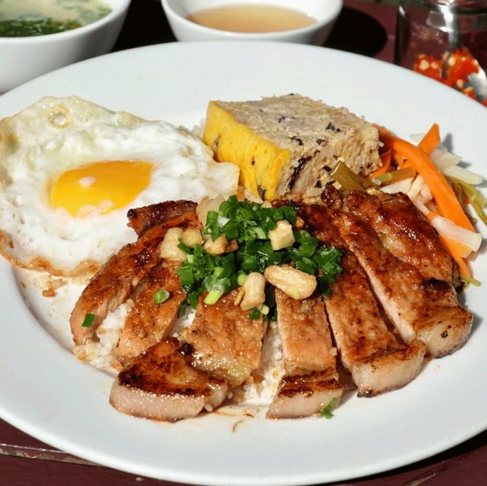 Hình ảnh món ngon đặc trưng tại Cơm Tấm A Ngon