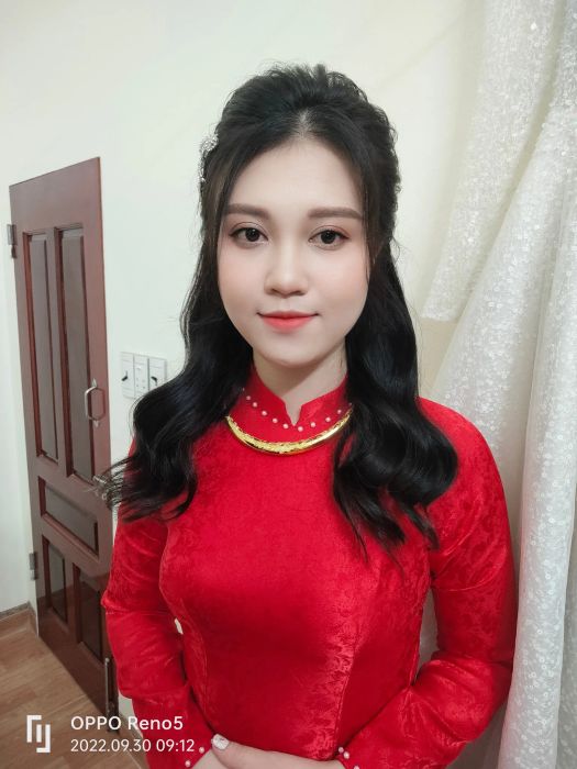Hoàng Yến Studio - Ánh mắt nói lời yêu thương