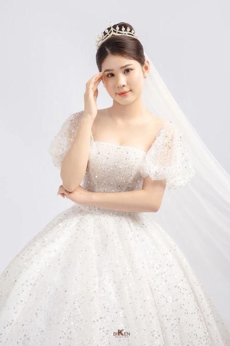 Biken Wedding - Nụ cười trong veo ngày trọng đại