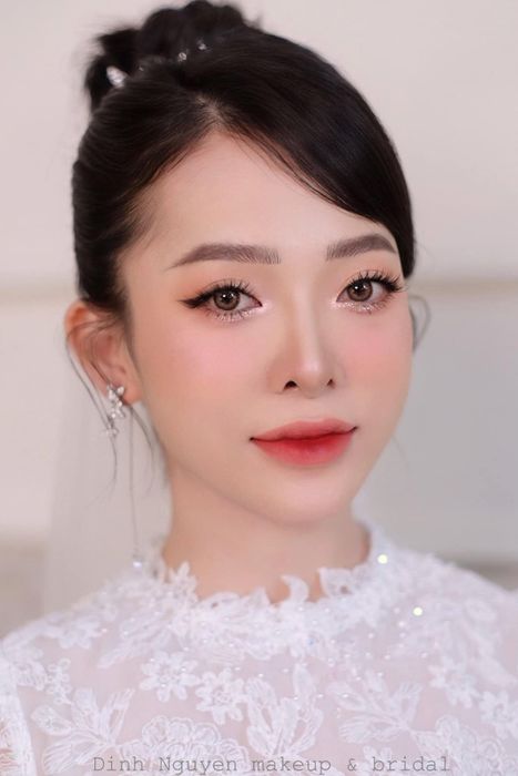 Vẻ đẹp hoàn hảo được tạo nên bởi Dinh Nguyen Makeup & Studio