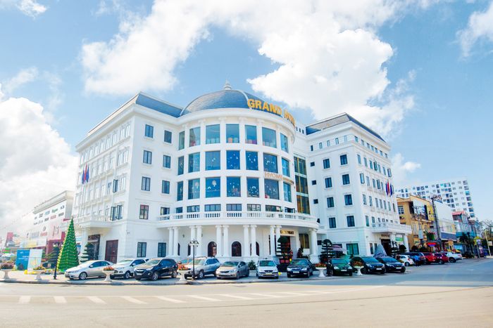 Hình ảnh sang trọng tại Grand Hotel - Diamond Palace