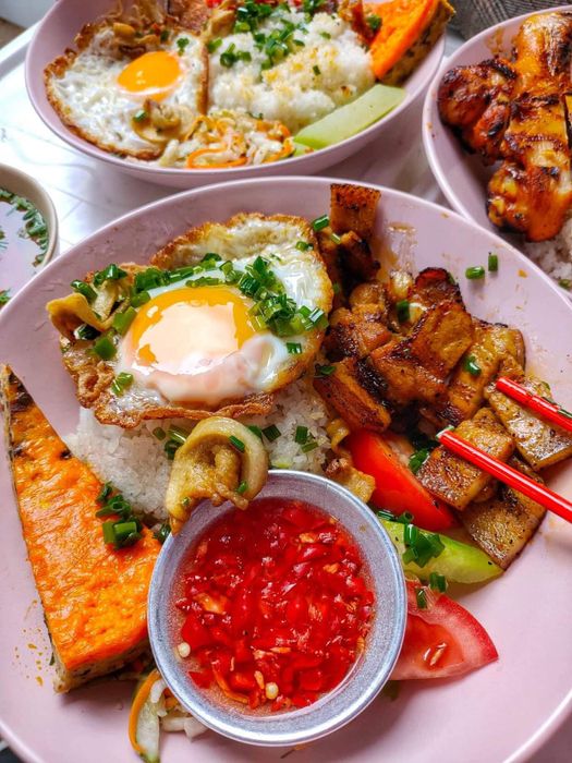 Hình ảnh thực đơn hấp dẫn của Cơm Tấm 3 Ông Tướng