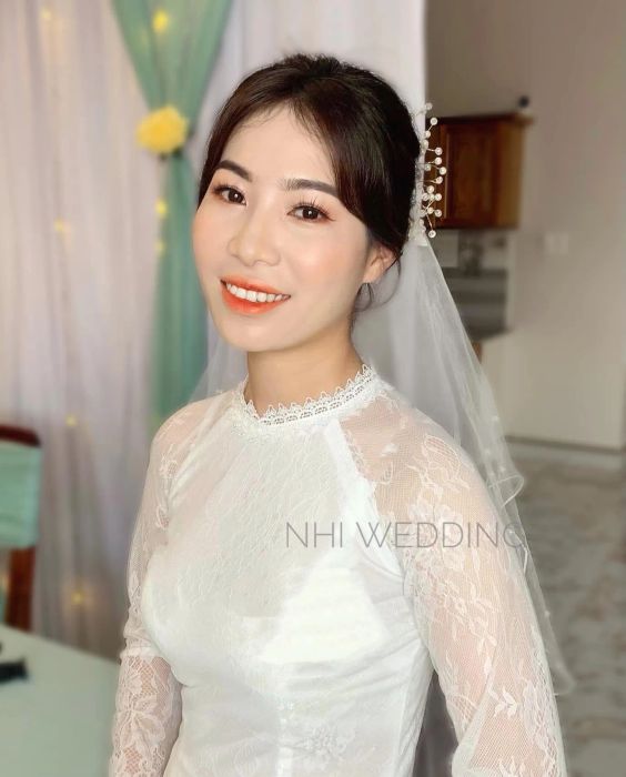 Khoảnh khắc tỏa sáng cùng Nhi Bridal