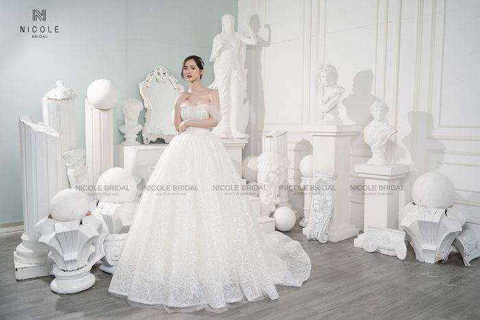 Nicole Bridal - Vẻ đẹp vượt thời gian