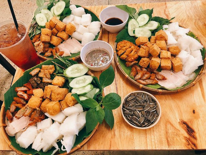 Góc ảnh đầy nghệ thuật tại Nhà Bún Đậu