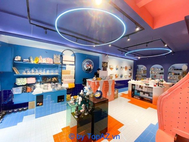 shop quà Kẻ Du Hành