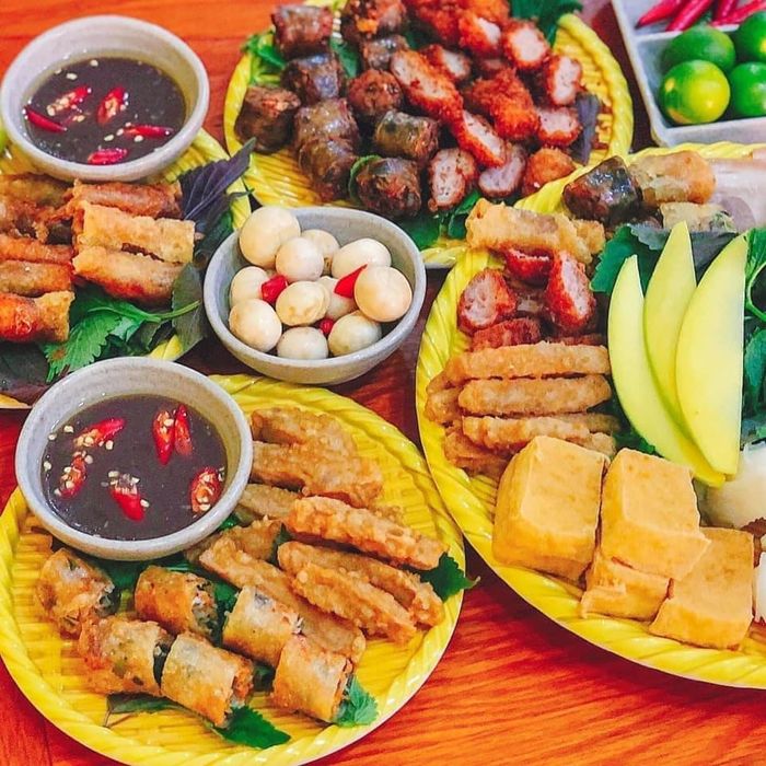 Đệ Nhất Quán - Không gian ẩm thực sang trọng đậm chất Hà Thành (Ảnh 1)