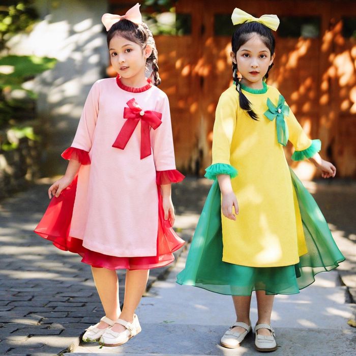 BST áo dài bé gái xinh xắn từ Unifriend