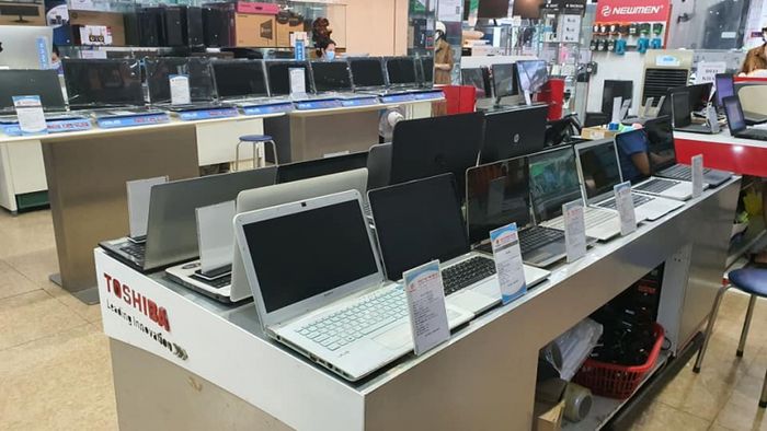 Laptop Sơn Đạt ảnh 1
