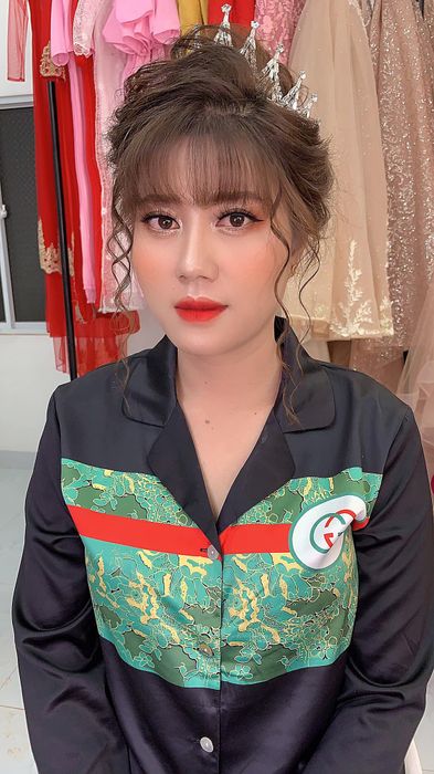 Ánh Sunny Makeup ảnh 1