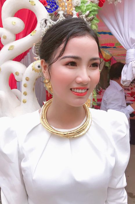 Áo Cưới Hiếu Nguyễn – Hình ảnh 1 thể hiện sự tinh tế và duyên dáng