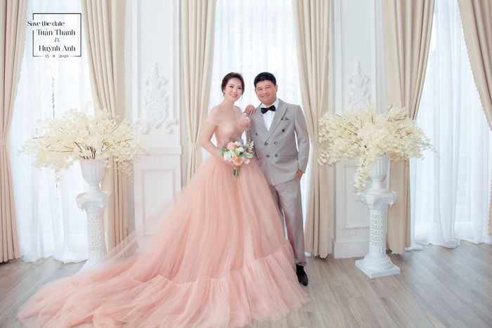 HOÀNG Bridal - Vẻ đẹp thuần khiết trong từng đường kim mũi chỉ