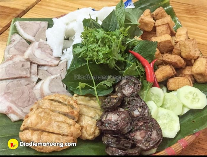 BÚN ĐẬU HOÀNG ANH - Không gian ấm cúng giữa lòng Sài Gòn (Ảnh 2)