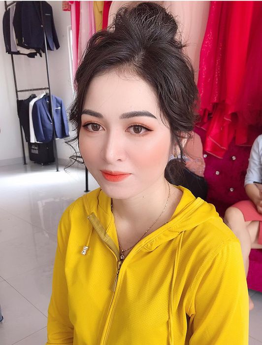 Ánh Sunny Makeup ảnh 2