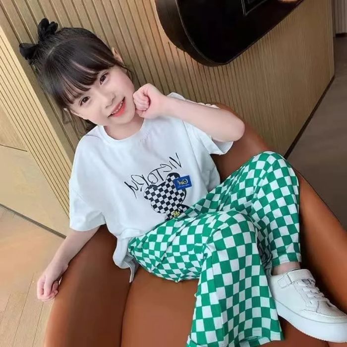 Khám phá BST Bee Kids qua ảnh 2 - Sự kết hợp hoàn hảo giữa chất lượng và thẩm mỹ
