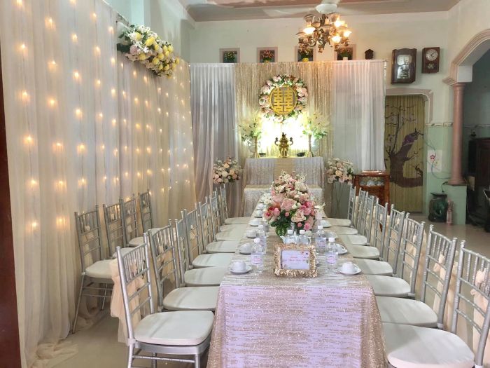 Không gian tiệc cưới sang trọng được thiết kế bởi ANH FLORIST