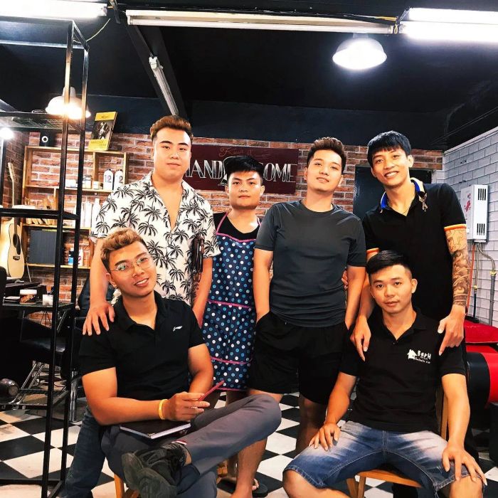 Hình ảnh Tóc Hẻm Barber Shop - 1