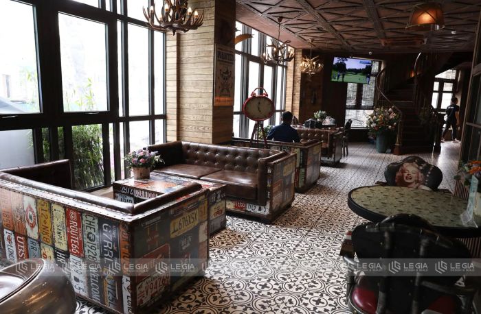 Không gian quán cafe sang trọng bởi Lê Gia