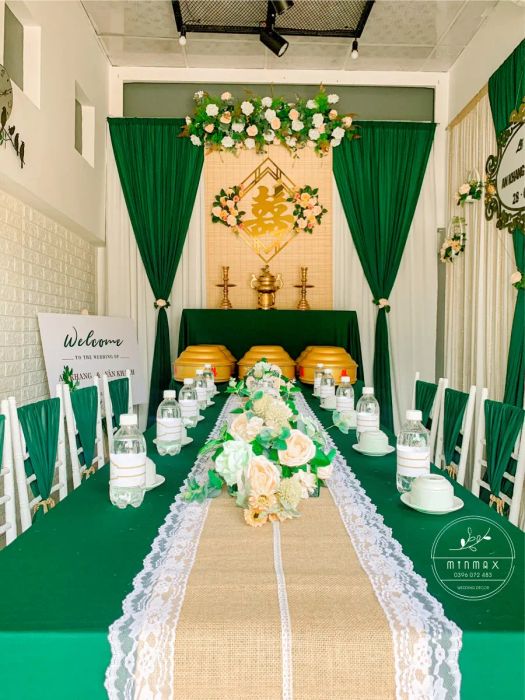 Bàn thờ gia tiên ấm cúng với phong cách MinMax Decor