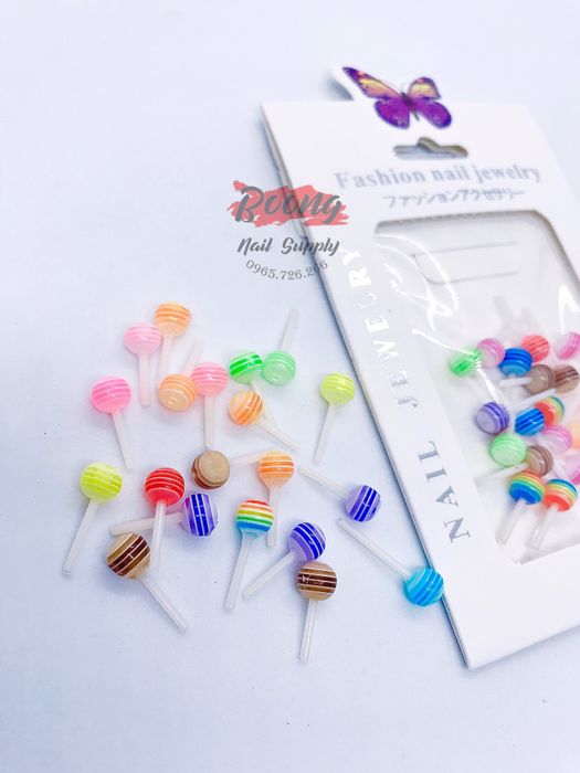 Không gian trưng bày ấn tượng tại Boong Nail Supply