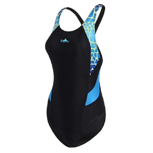 Không gian mua sắm tại Bình Hoàng Sport
