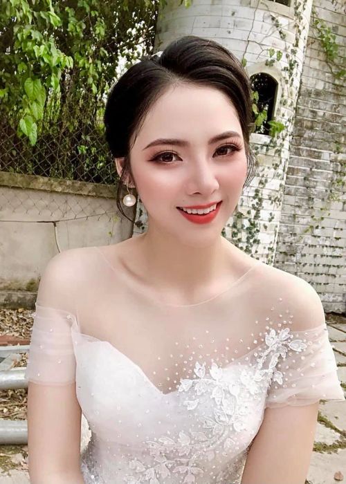 Hình ảnh tác phẩm trang điểm ấn tượng tại Alaska Studio