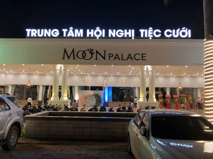 Sảnh tiệc sang trọng tại Moon Palace