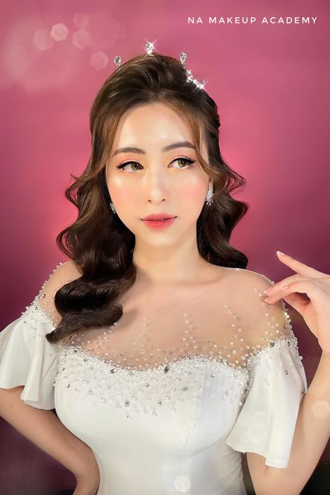 NA Makeup Academy - Tuyệt tác nghệ thuật trên từng gương mặt
